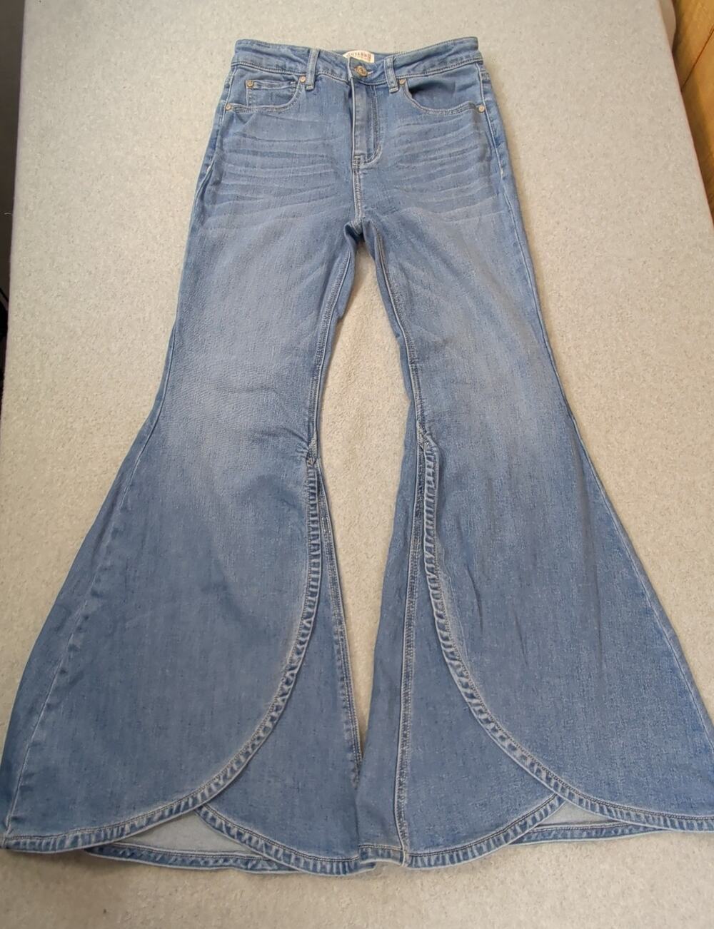 Shyanne Womens High Rise Super Flare Tulip Jeans 30 Short Stretch Light Wash